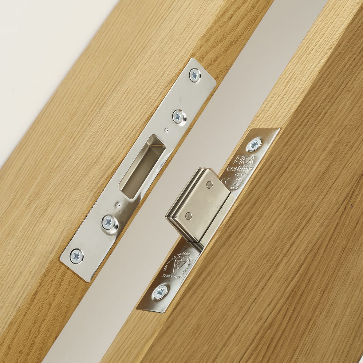 Fortress:2007 5 Lever Deadlock - 67mm Case - 44mm Backset - Polished Chrome - view 4