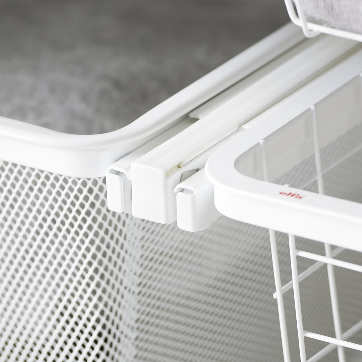Top Track System - Click In Bracket Cover - 420mm Length - Centre - White - view 2