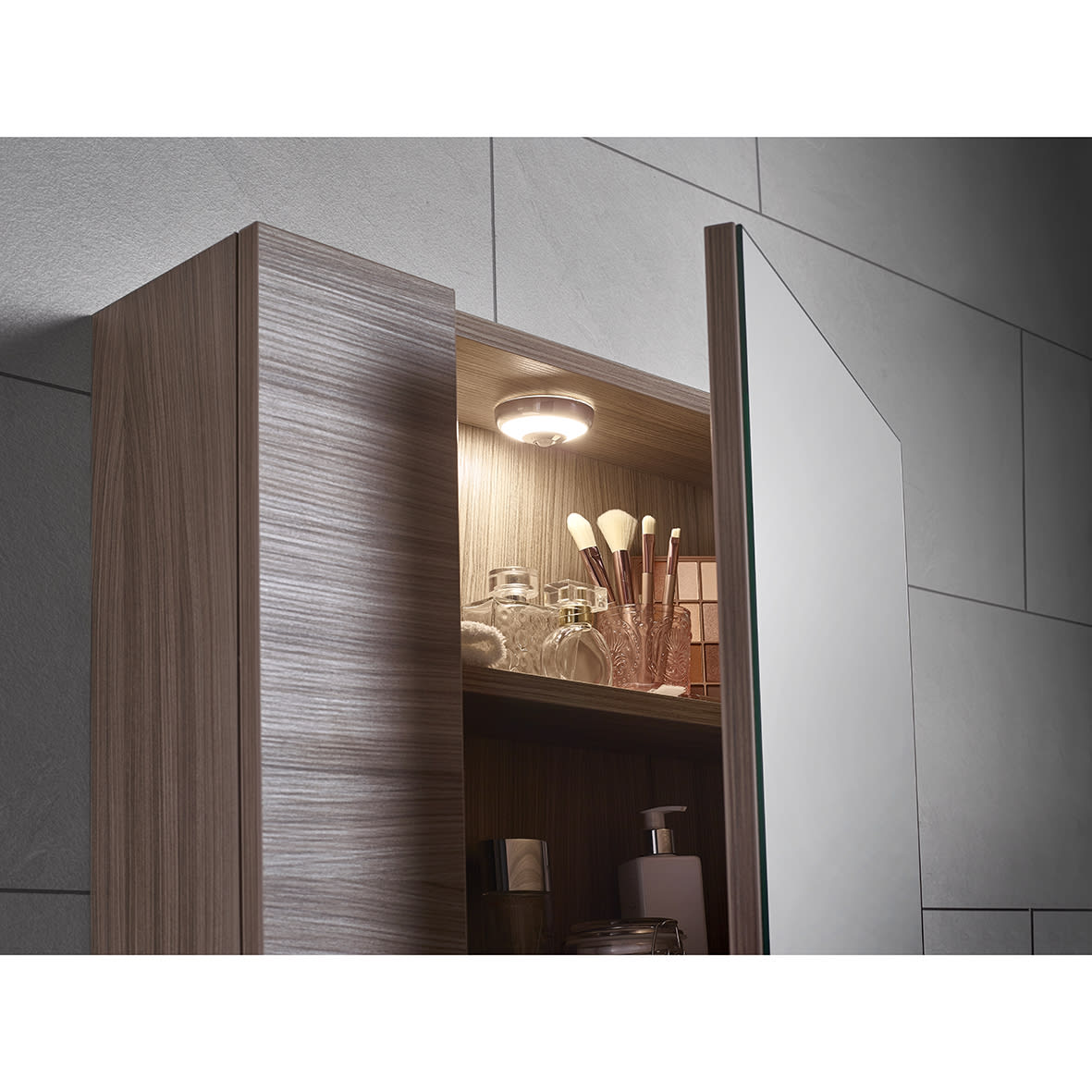 Magnum 0.5W LED Rechargeable Round Cabinet Downlight - 4000K Natural White - Chrome - view 2