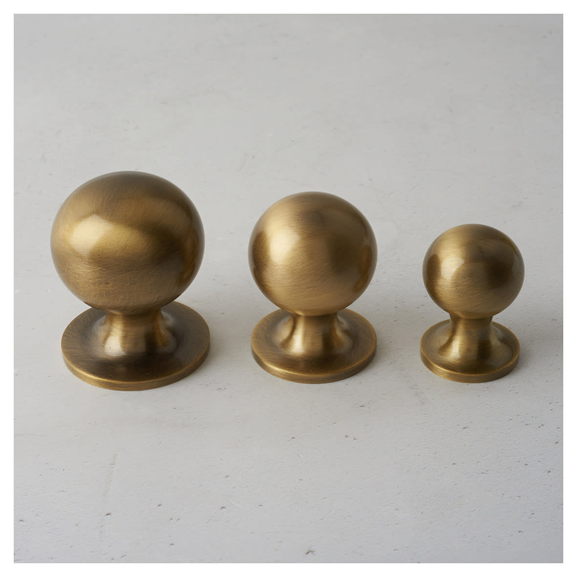 Marcus Ball Cabinet Knob - 25mm Diameter - Antique Brass - view 3
