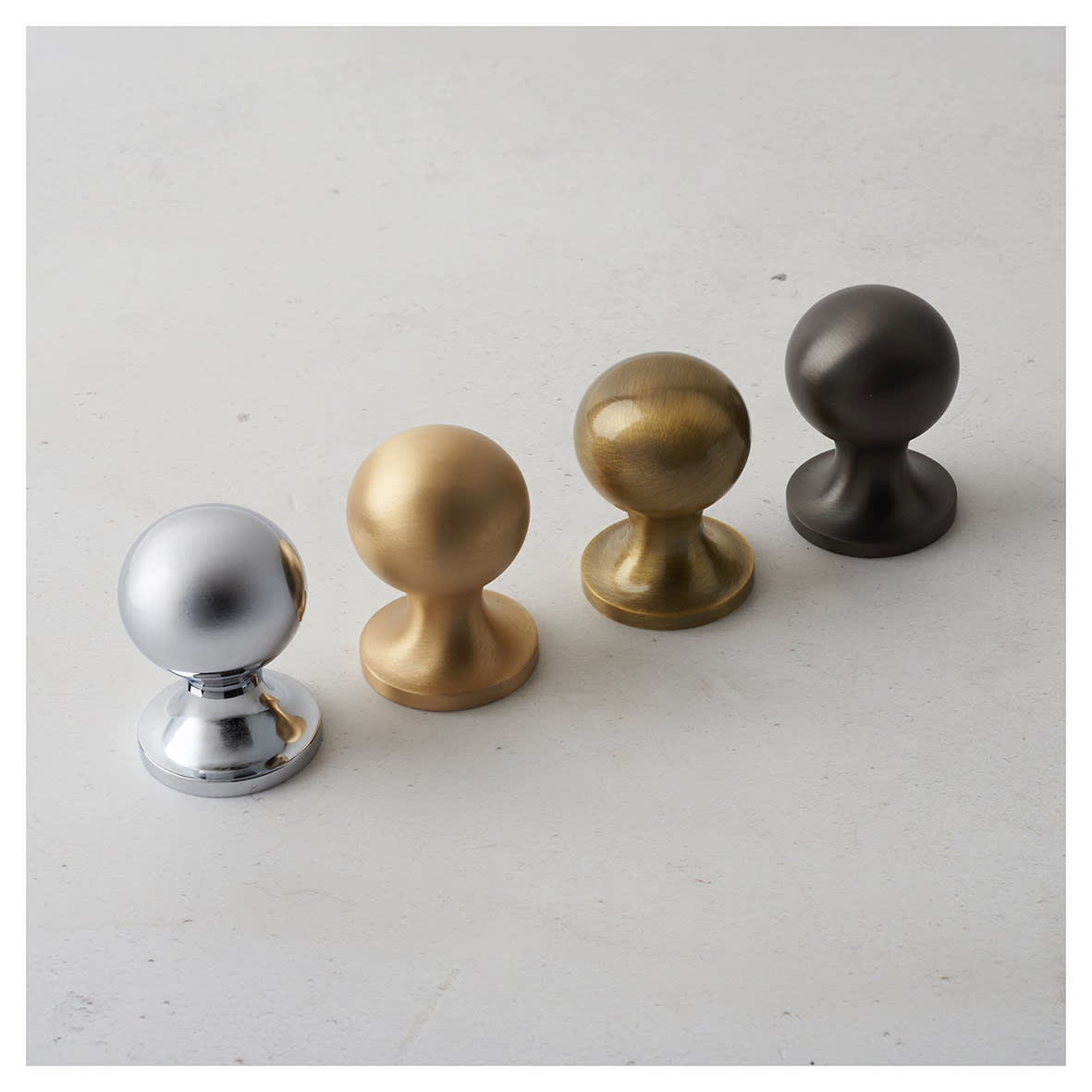 Marcus Ball Cabinet Knob - 25mm Diameter - Antique Brass - view 4