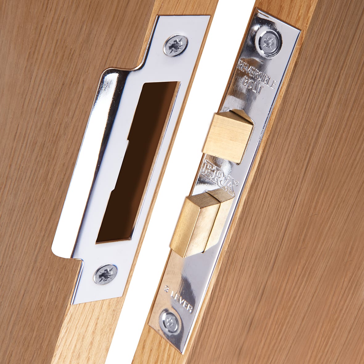 3 Lever Sashlock - 64mm Case - 44mm Backset - Polished Chrome - view 5