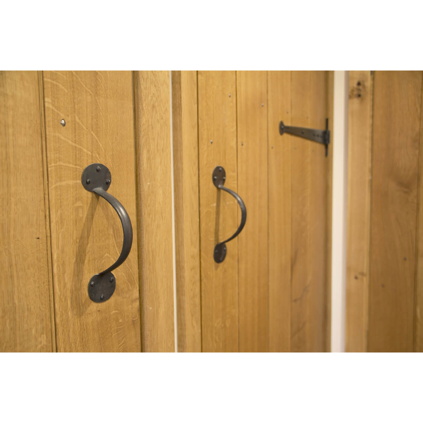 Bean Bow Cabinet Pull Handle - 80mm Centres - Antique Black Iron - view 3