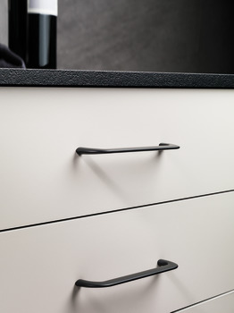 Curly D Pull Handle Zinc Alloy M.Black 64mm Fixing Centres - view 4