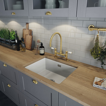 Abode AT1031 Ludlow Trad Brg C-Tap Brs - view 2