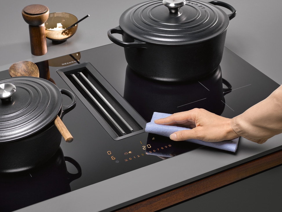 Miele KMDA7473-1FL 80 Hob Ind 4Z Black/Gls - view 5