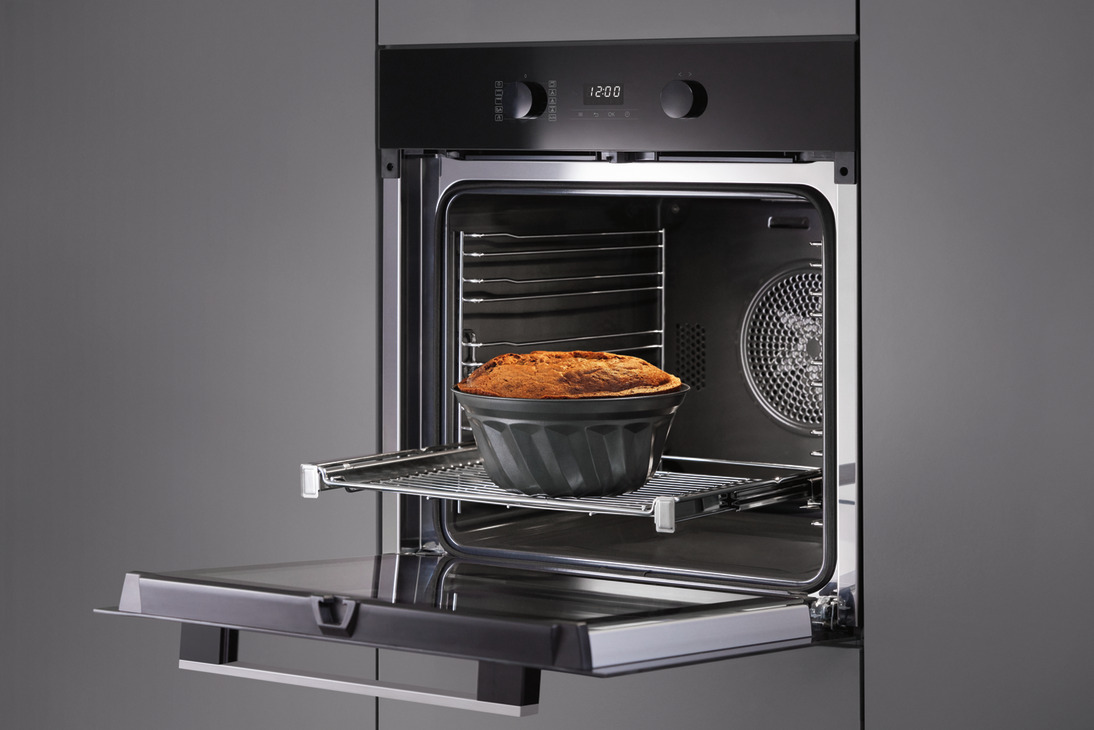 Miele H 2455 BP Ovn Sgl EasyC+ O.Black/SSE - view 3