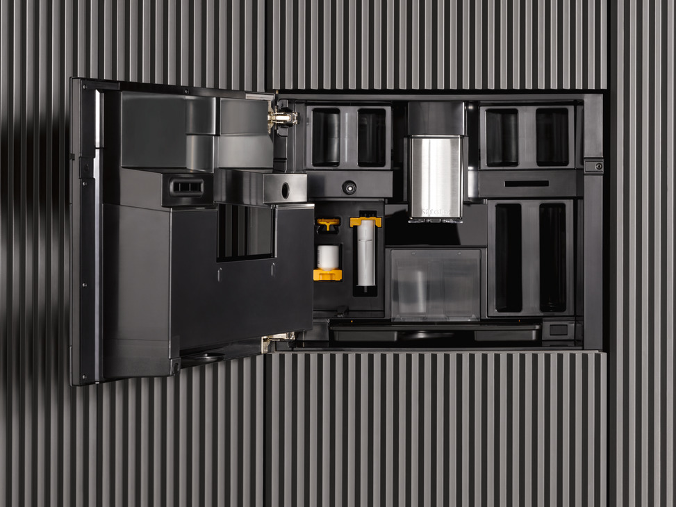 Miele CVA7440 BI Auto Coffee Mch Black/Steel - view 3