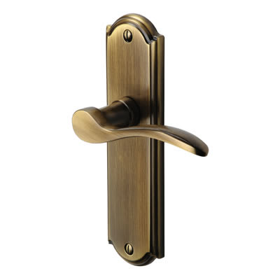 Marcus Antique Brass Scroll Latch Door Handles - Howard Range - 171 x 48mm