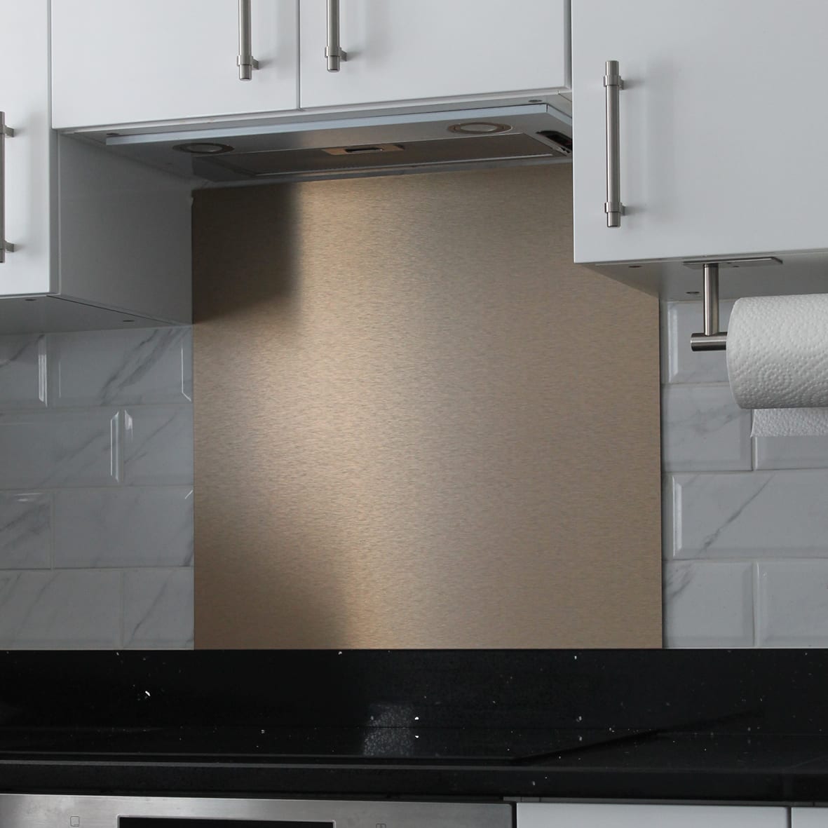 Aluminium Kitchen Splashback - 600 x 750mm - Gloss Brushed Bronze