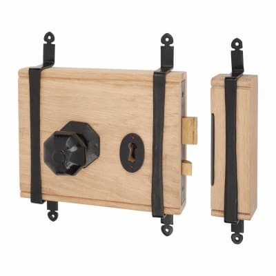 Oak Box Door Lock - Antique Black Iron Knob