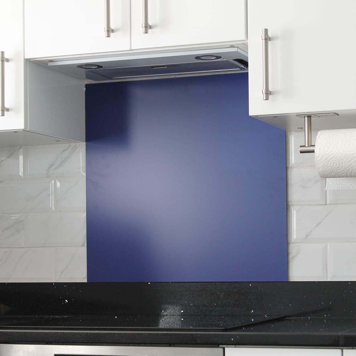 Aluminium Kitchen Splashback - 600 x 750mm - Matt Ultra Marine Blue