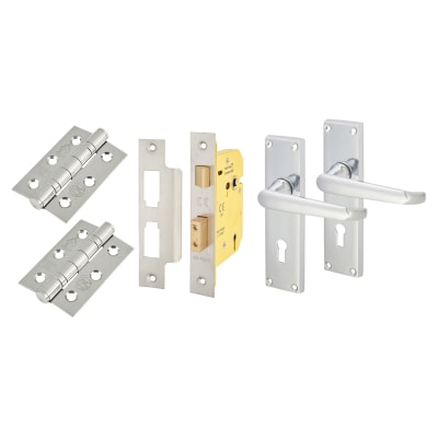 Polished Chrome Victorian Straight 3 Lever Sashlock Door Handles Pack