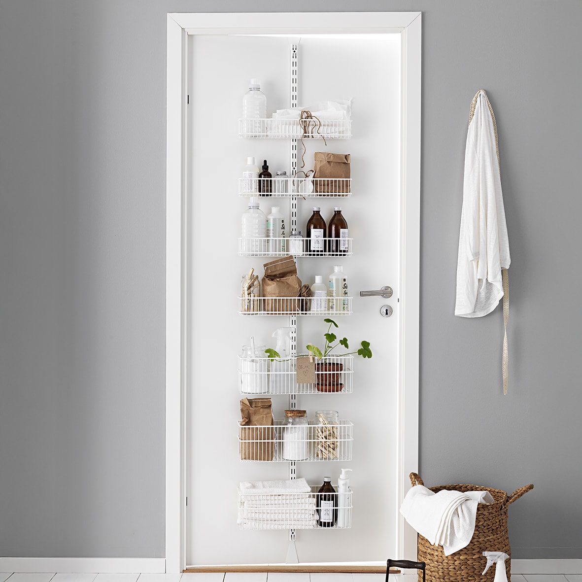 Wardrobe & Over Door Storage Kit - 1 x Twin Slot Wall Upright & 7 x Wire Baskets - White