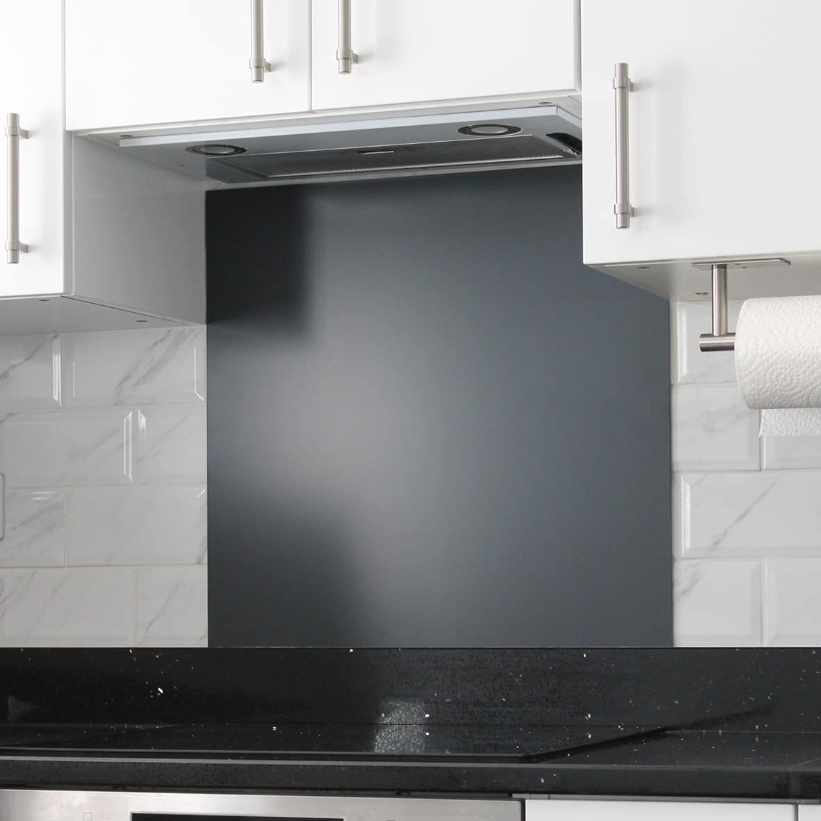 Aluminium Kitchen Splashback - 600 x 750mm - Matt Anthracite Grey