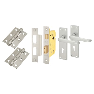 Satin Chrome Victorian Straight 3 Lever Sashlock Door Handles Pack
