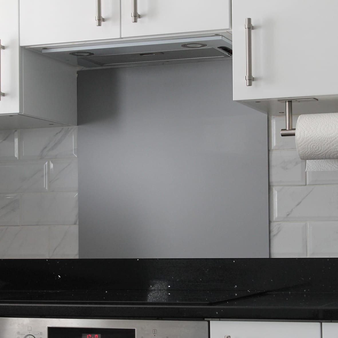 Aluminium Kitchen Splashback - 900 x 750mm - Matt Silver