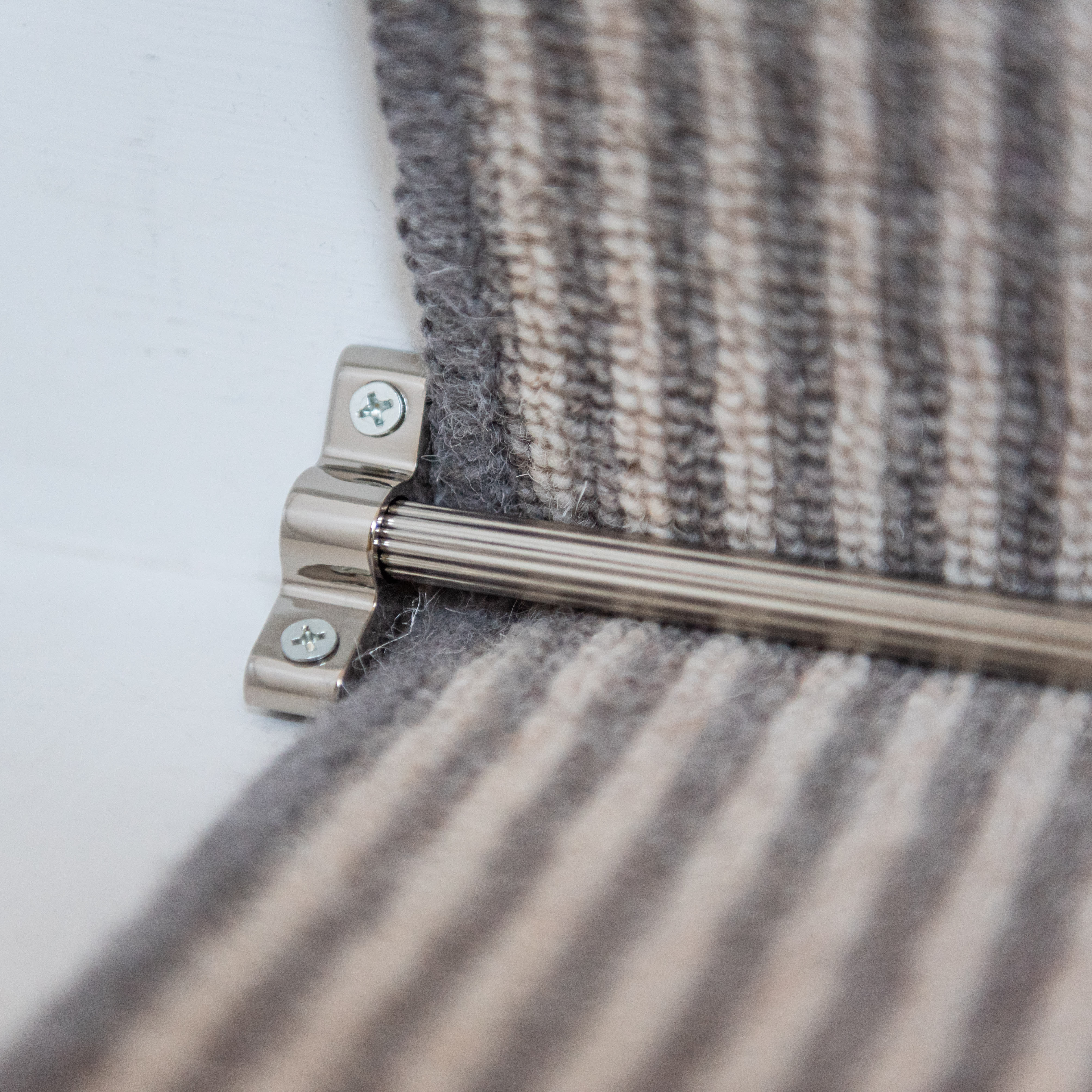 Lines Stair Rod with Plain Finials - 900mm Length - Polished Nickel