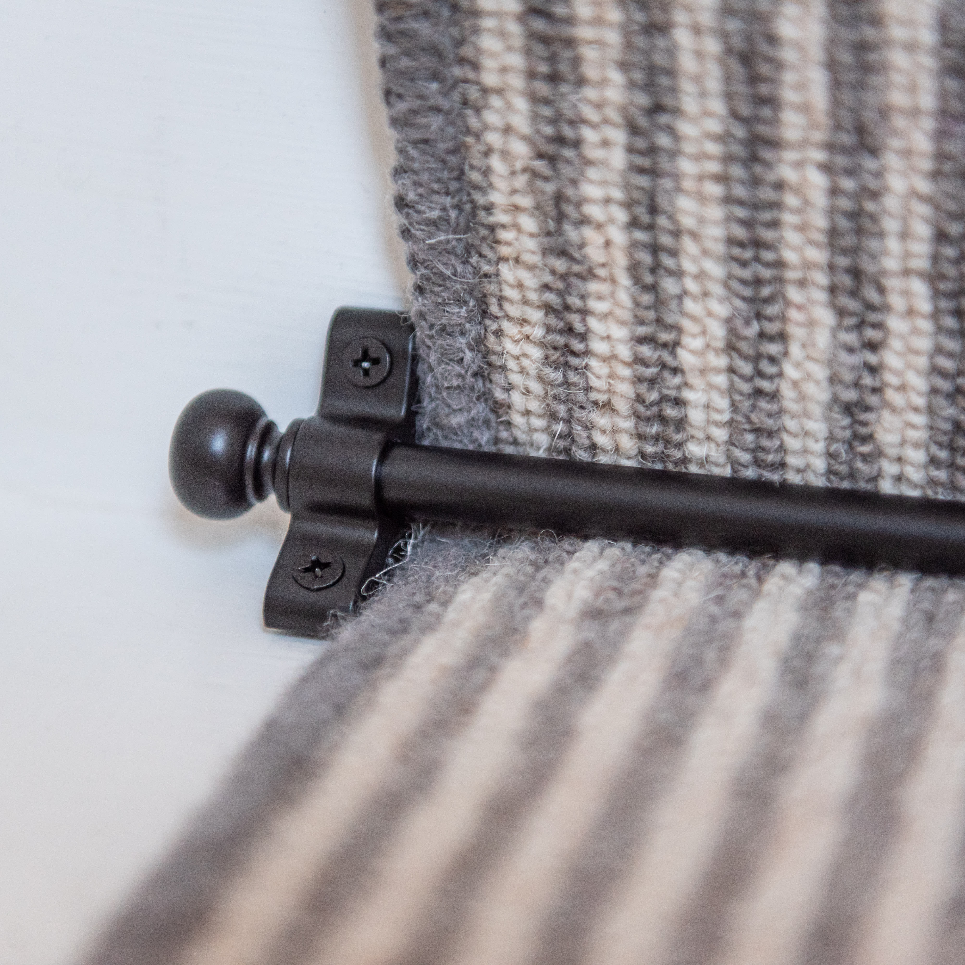 Stair Rod with Round Bulb Finials - 900mm Length - Matt Black