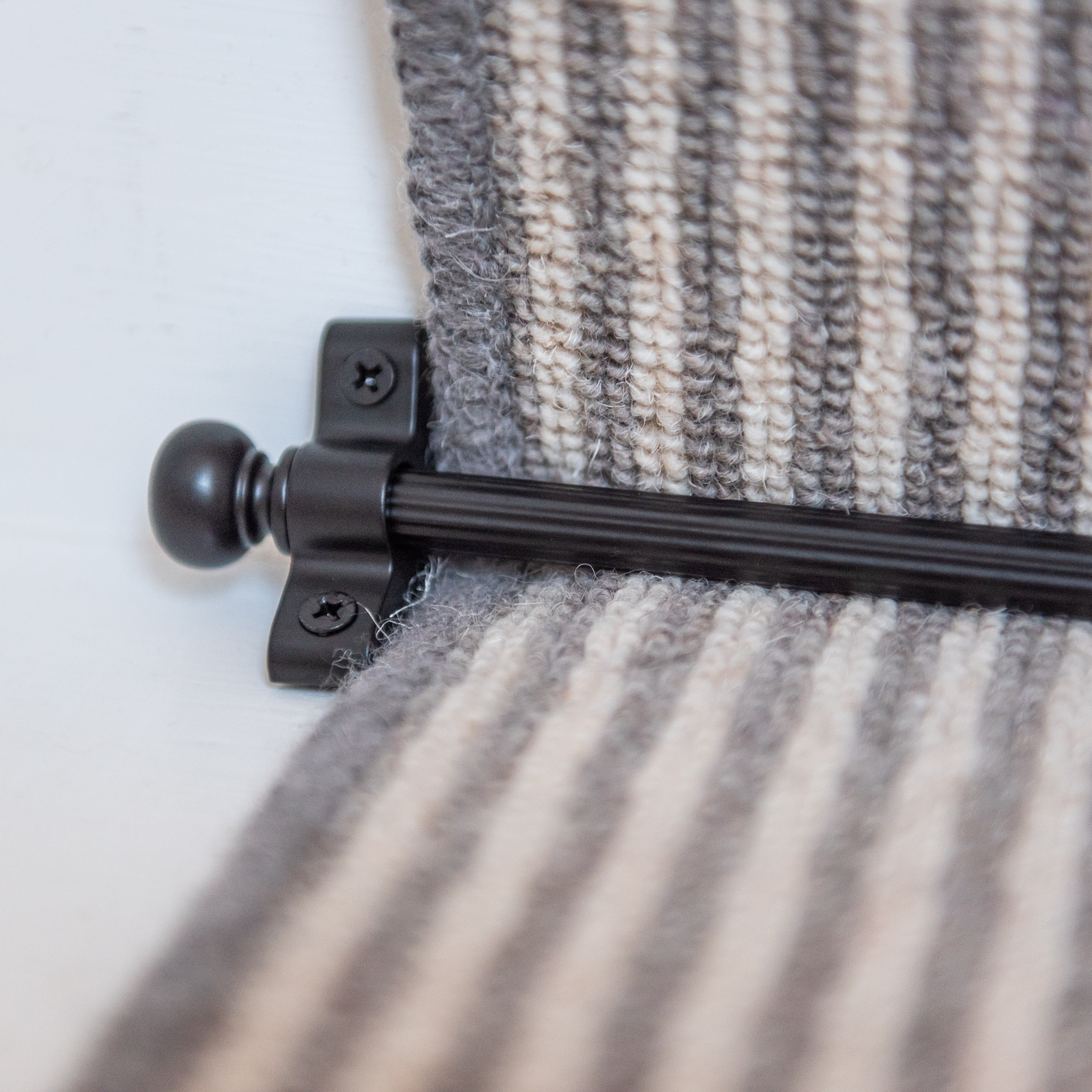 Lines Stair Rod with Round Bulb Finials - 900mm Length - Matt Black