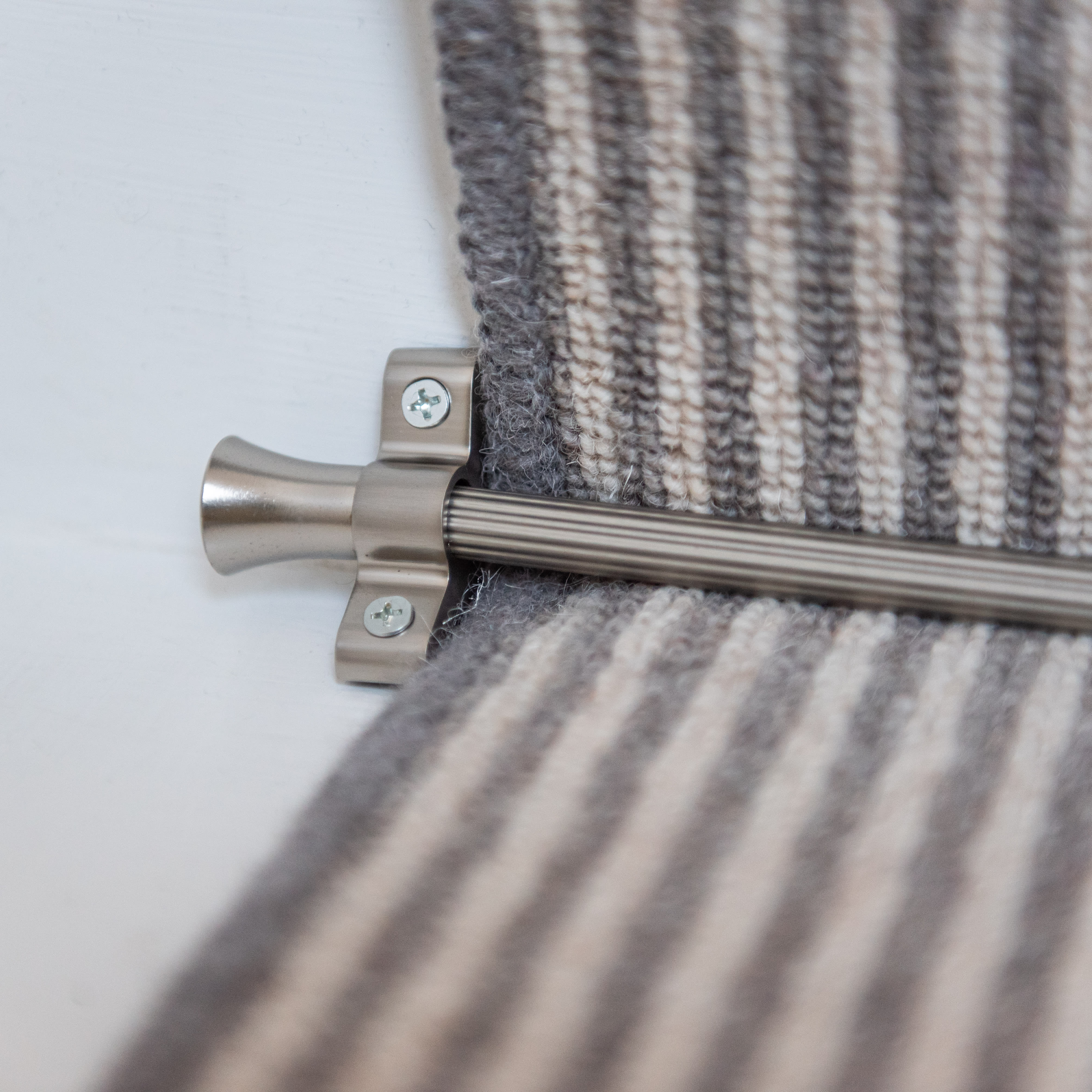 Lines Stair Rod with Fluted Finials - 900mm Length - Satin Nickel